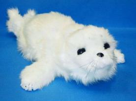 Guinness book calls Japan's robotic seal Paro most soothing